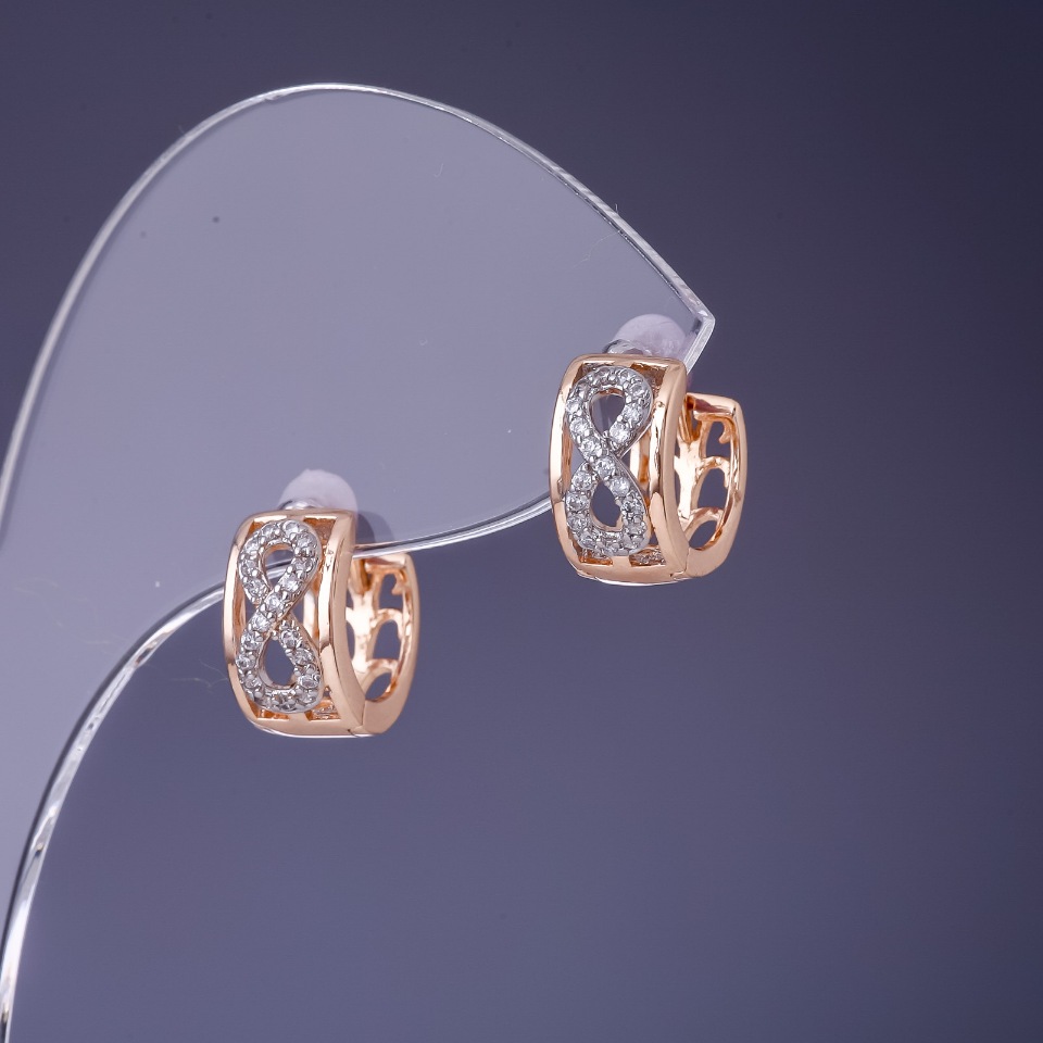 Xuping Earrings Infinity 12x6mm '18K Gold Plating'