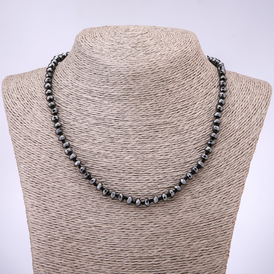 Beaded Necklace with Faceted Hematite Rondelles, 6x4 mm, 45 cm long