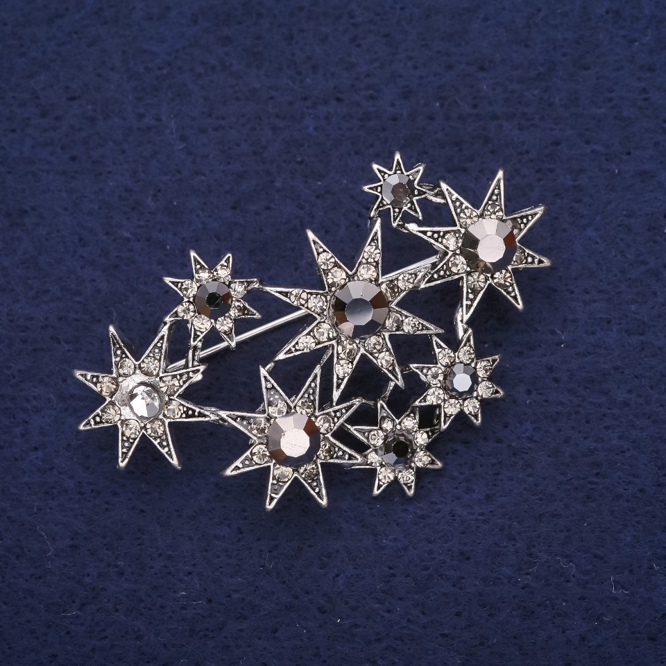 Large Star Accent Brooch with Crystals, Gray, 54×34 mm, Silver Metal