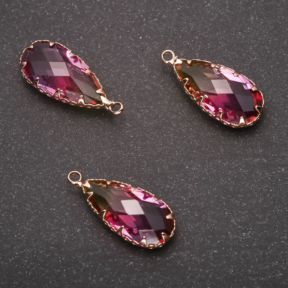 Drop Pendant in Yellow-Raspberry color, gold-tone setting 10x24mm