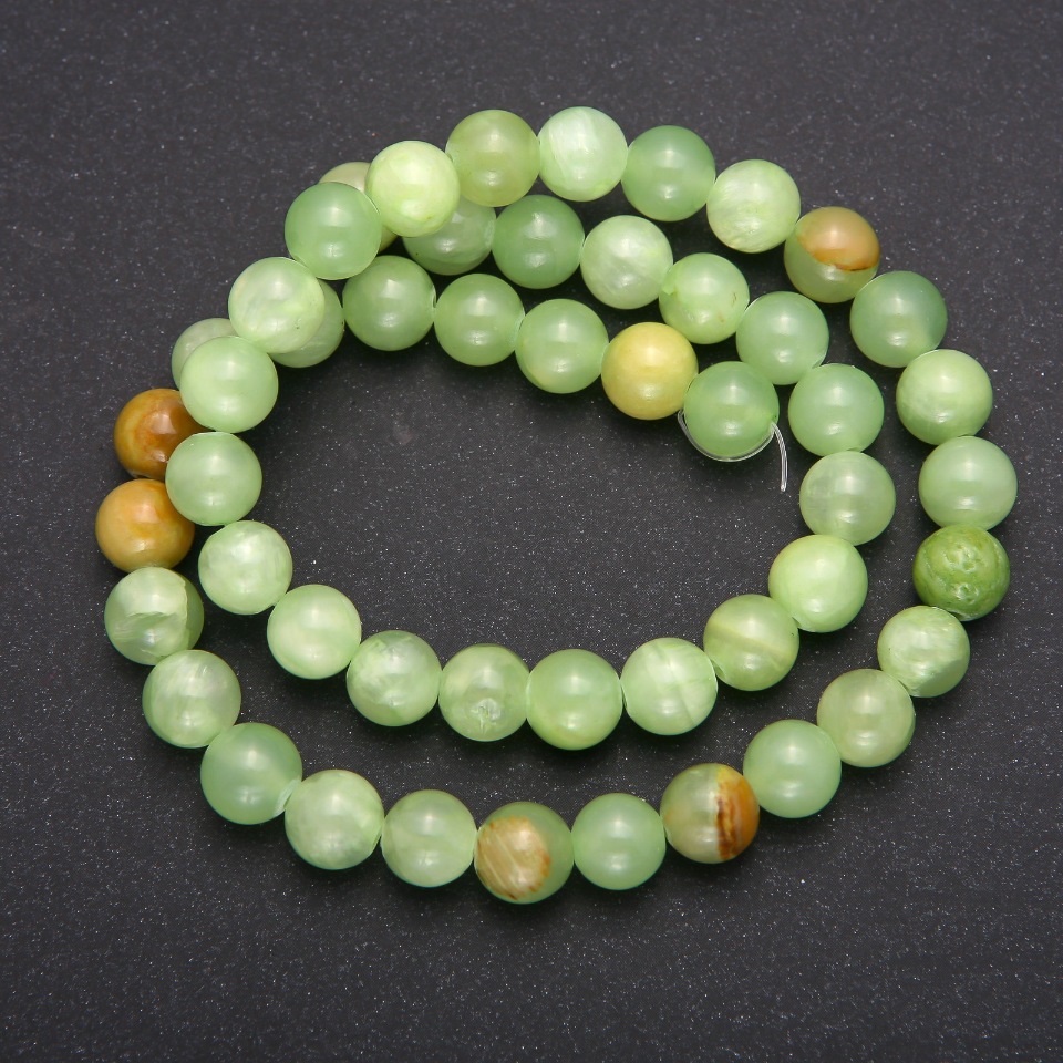 Onyx Beads, 8.5 mm diameter, 38 cm strand