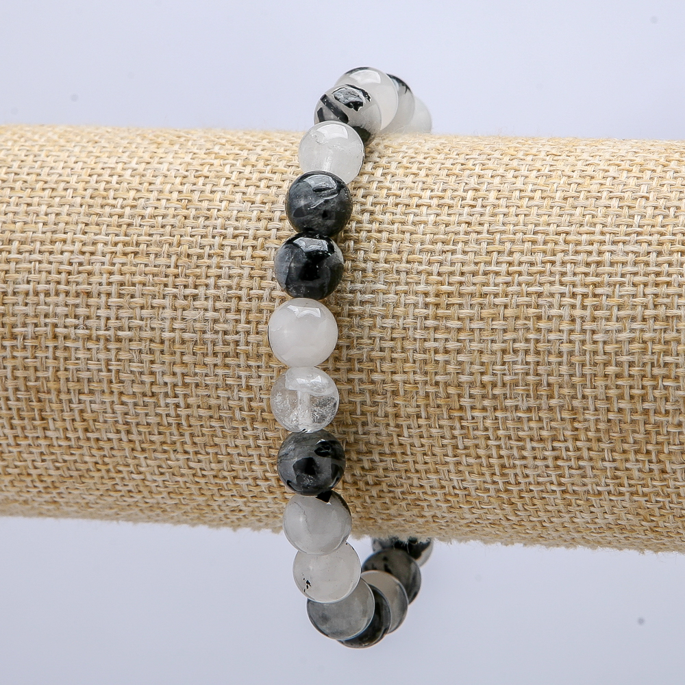 Elastic bracelet of natural stone: Rutilated Quartz, diameter 8.5 mm, length 18 cm