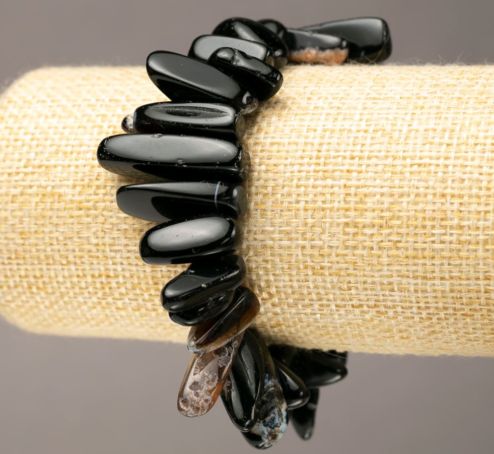 Bracelet Black Agate Chip 'Needle', diameter 10-20×3-7mm, length 18cm +