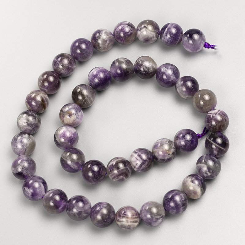 Amethyst gemstone beads - smooth round ball on thread, diameter 10 mm, length 39 cm