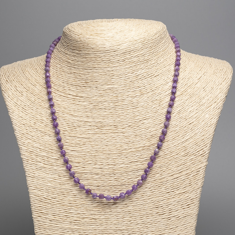 Necklace with natural fosfosiderite gemstone, faceted cubes 4×4 mm, length 48 cm +