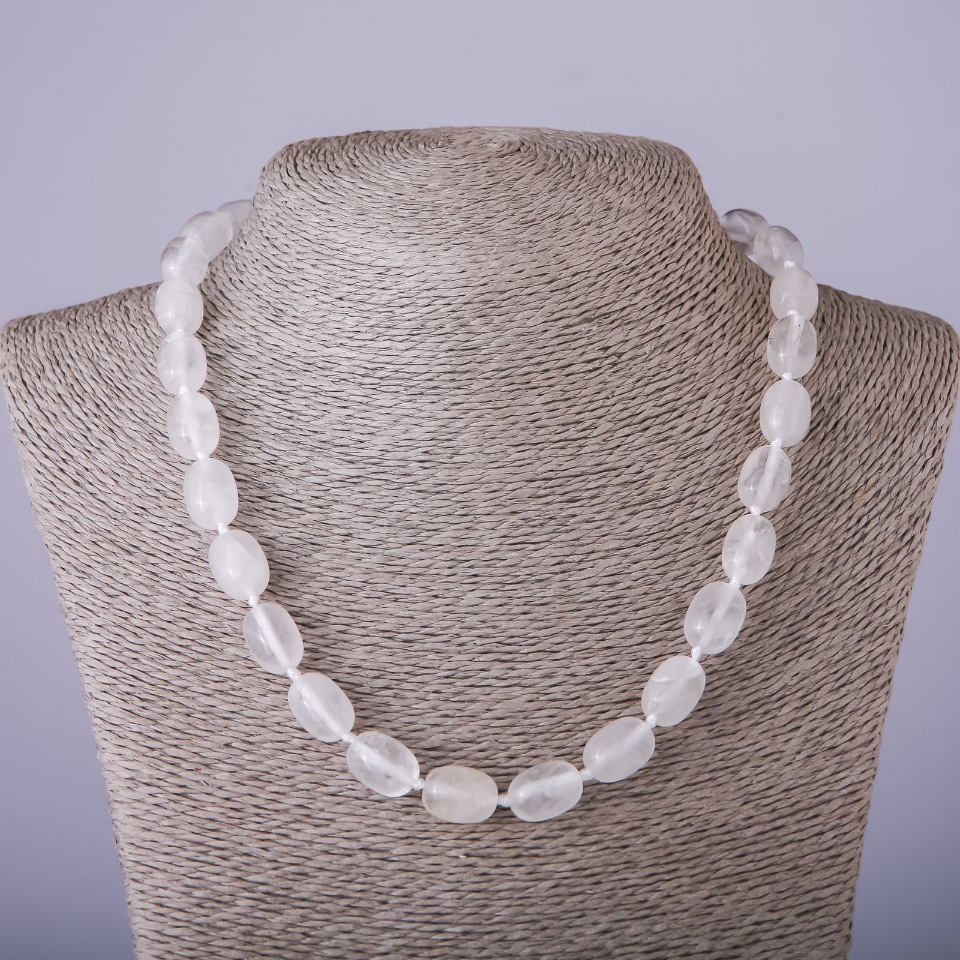 Natural quartz gemstone necklace 'Barrel', diameter 10x14 mm, length 47 cm