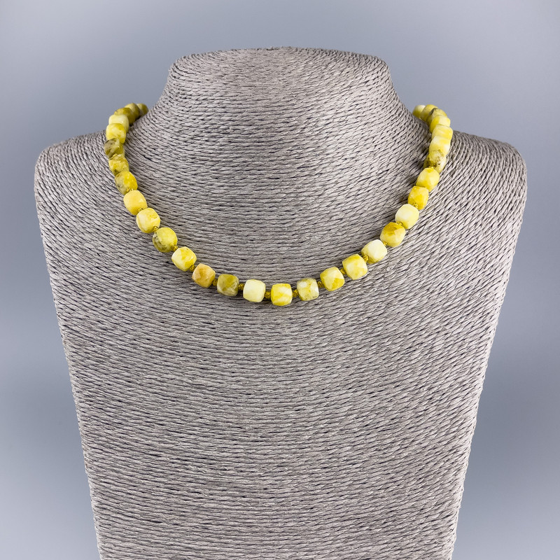 Yellow Jadeite Necklace, natural stone faceted cube beads, diameter 7.5×7.5 mm, length 50 cm