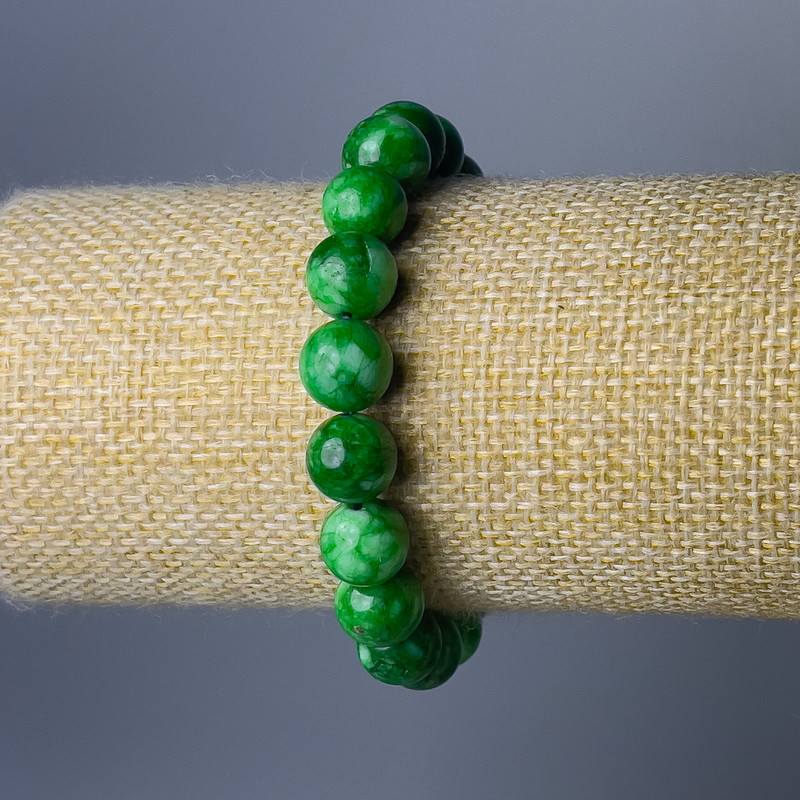 Bracelet with chrysoprase (synthetic acrylic) smooth beads, 10 mm diameter, 18 cm length (stretch)
