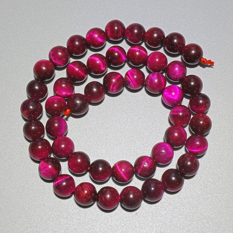 Raspberry Cat's Eye Beads, Natural Stone, Smooth Round Beads, 8 mm Diameter, approx. 37 cm Length on a Thread